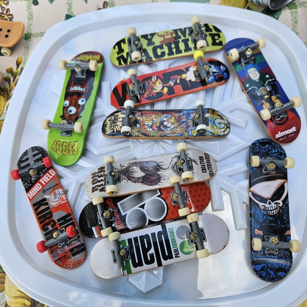 Tech Deck Fingerboards Set - Picture 2 of 2